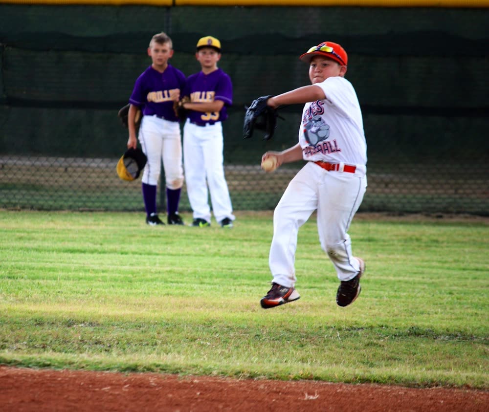 Young Nic Pepe jump throw